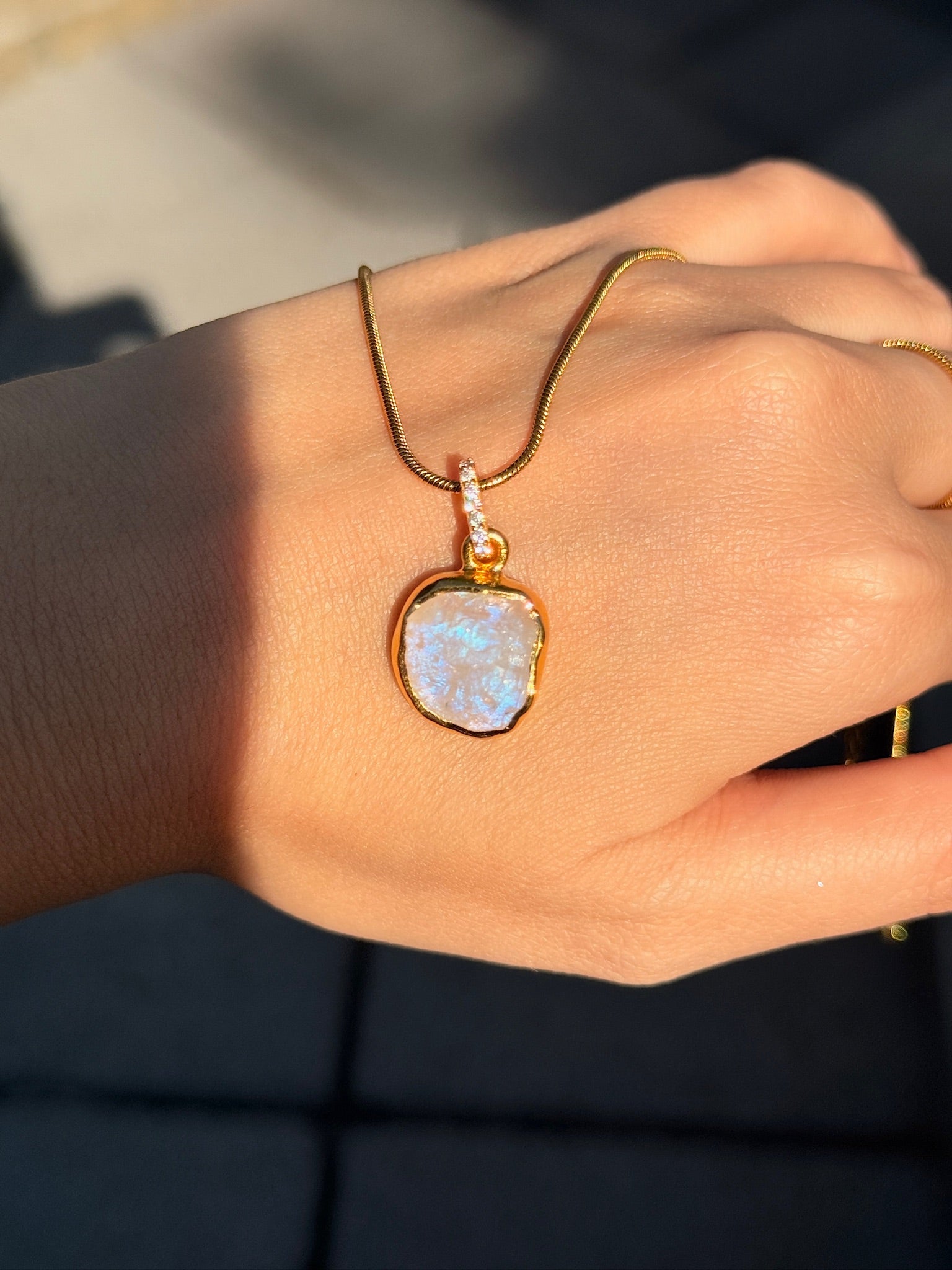 The Oracle - Raw Moonstone Necklace 18K