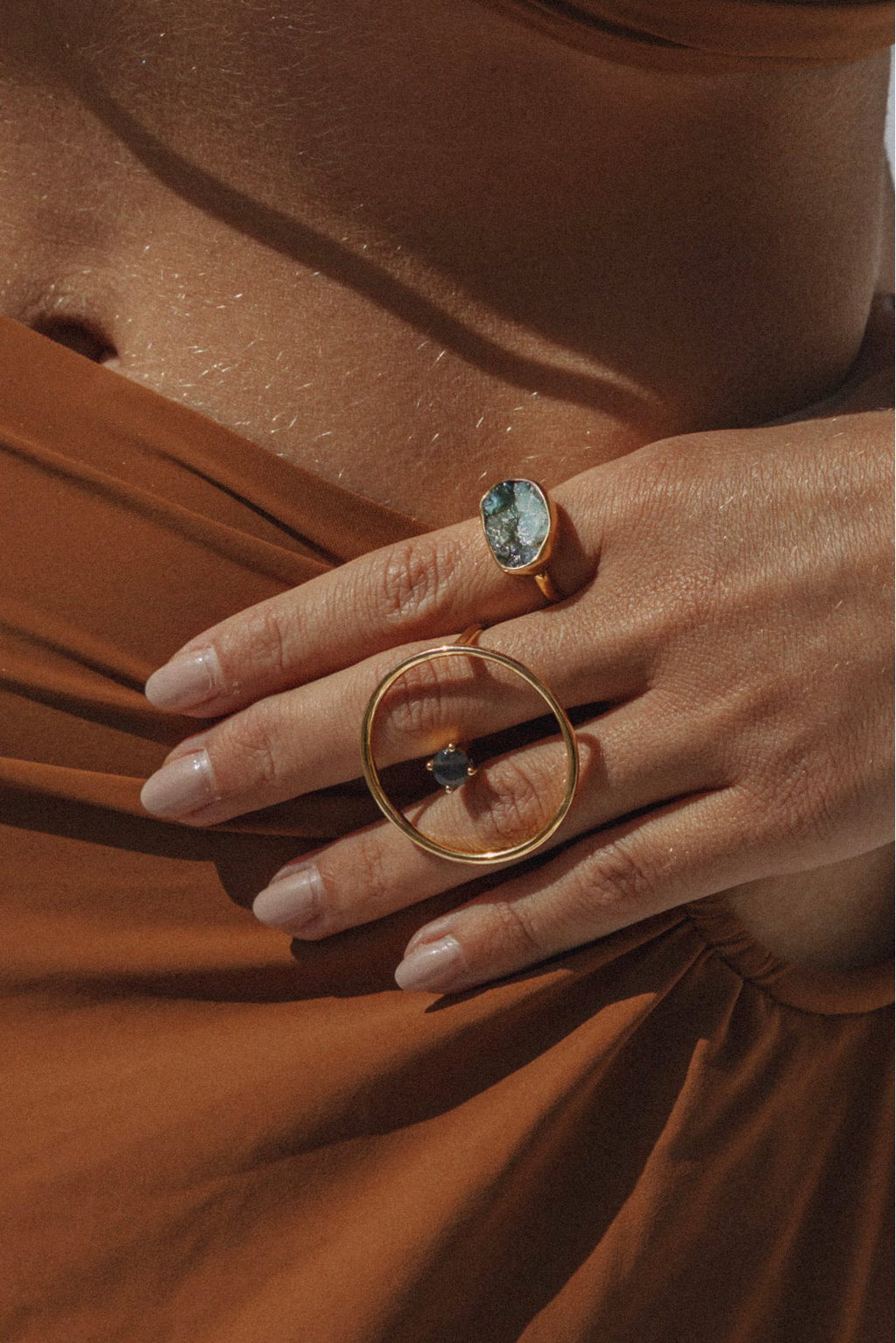 The Visionary - Large Round Labradorite Ring 18K