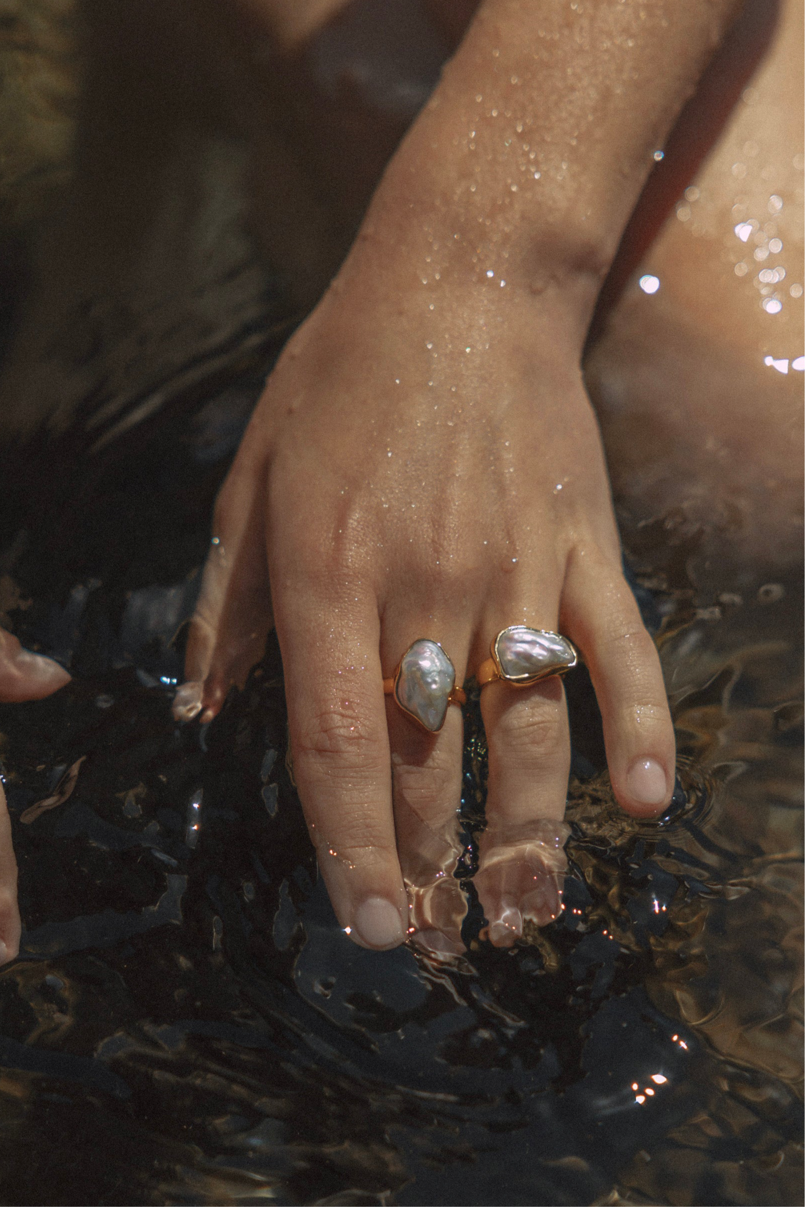 The Muse - Chunky White Biwa Pearl Ring 18K