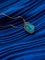 The Priestess - Raw Labradorite Necklace 18K