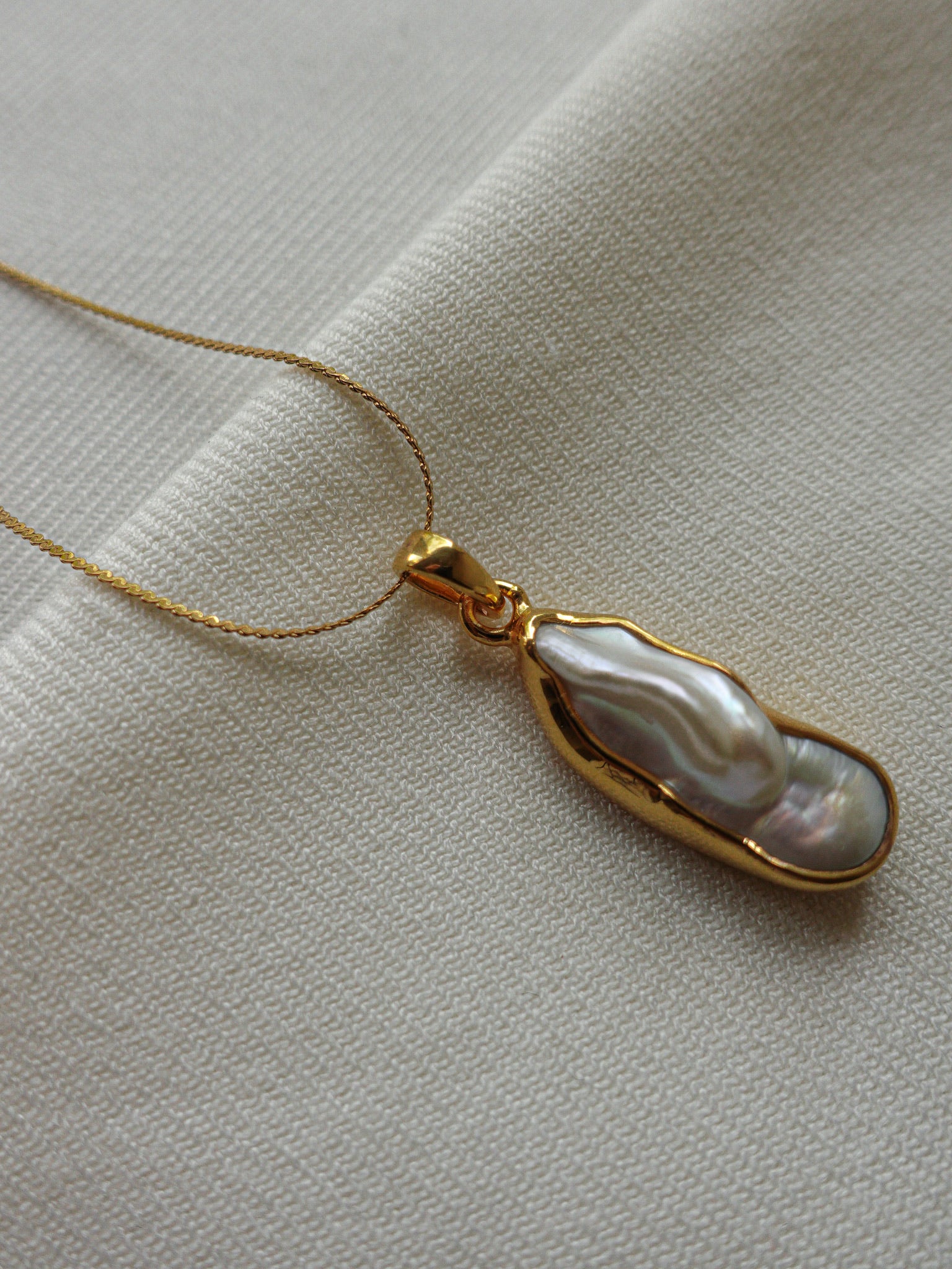 The Mother - White Biwa Pearl Necklace 18K