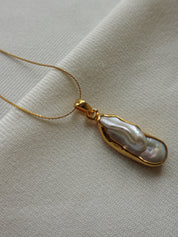 The Mother - White Biwa Pearl Necklace 18K