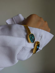 The Healer - Labradorite & Black Biwa Pearl Bracelet 18K